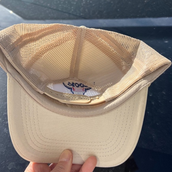 BRAND NEW Coors Banquet Rodeo beige trucker Hat with snapback with warranty! - Picture 3 of 6